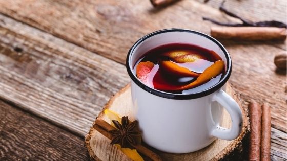 Quick and Easy Mulled Wine Recipe for the Holidays